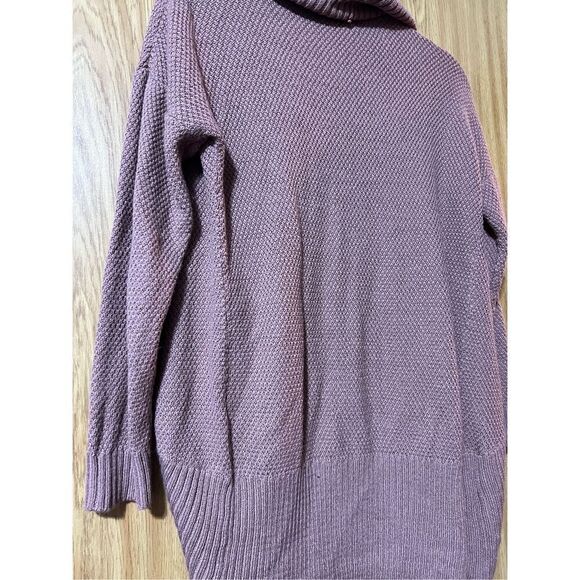 Pink Rose Mauve Cardigan Woman’s Size Small 100% Acrylic- Hole See photo/ Descri - Picture 13 of 14